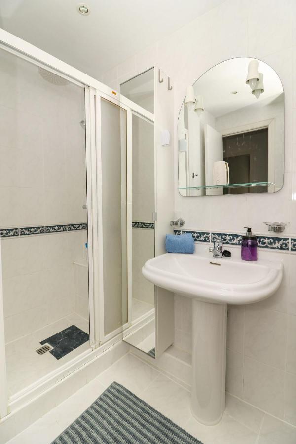 Family Apartment Walking Distance To The Sea And All Amenities Sitio de Calahonda Kültér fotó