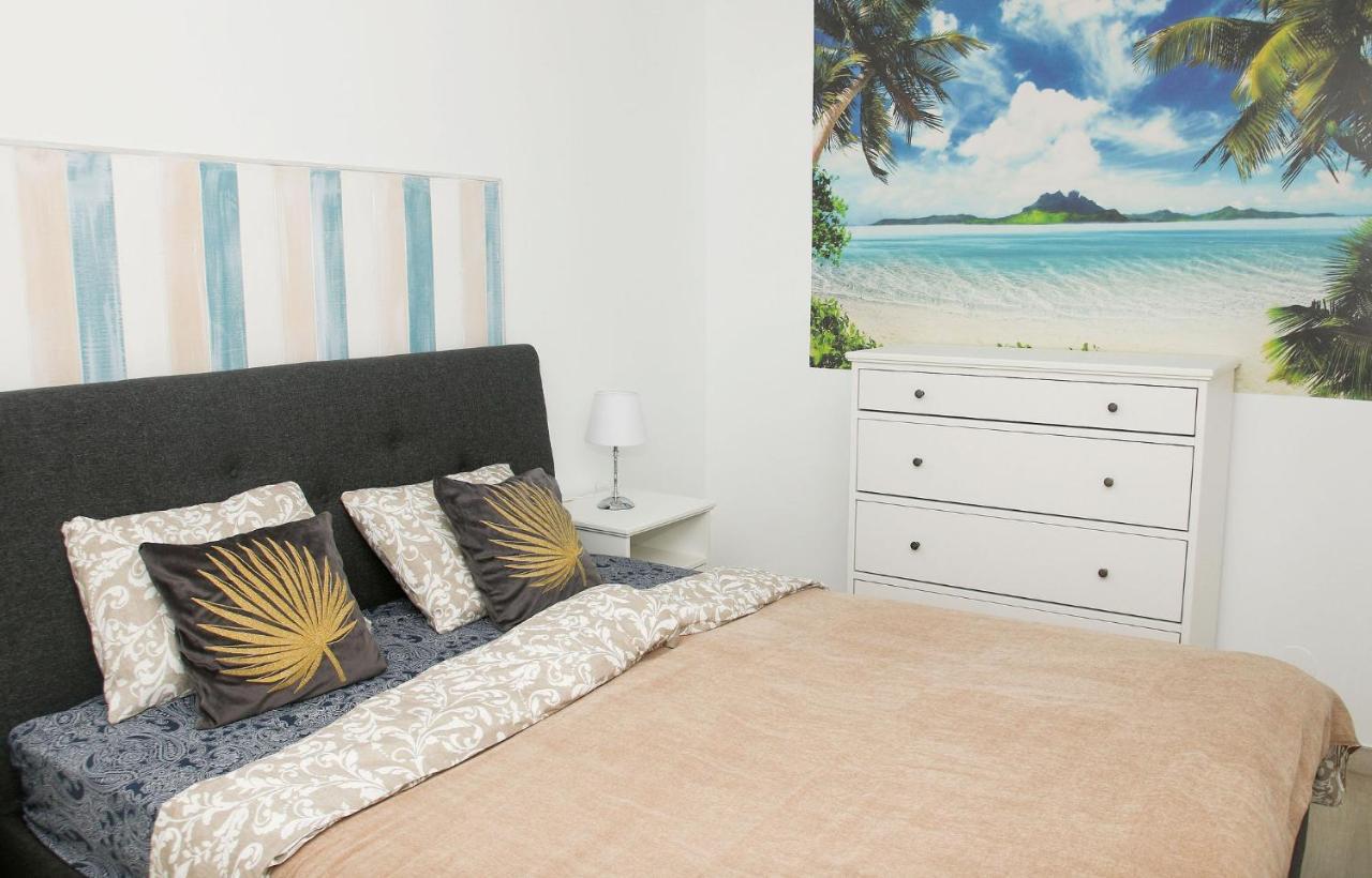 Family Apartment Walking Distance To The Sea And All Amenities Sitio de Calahonda Kültér fotó